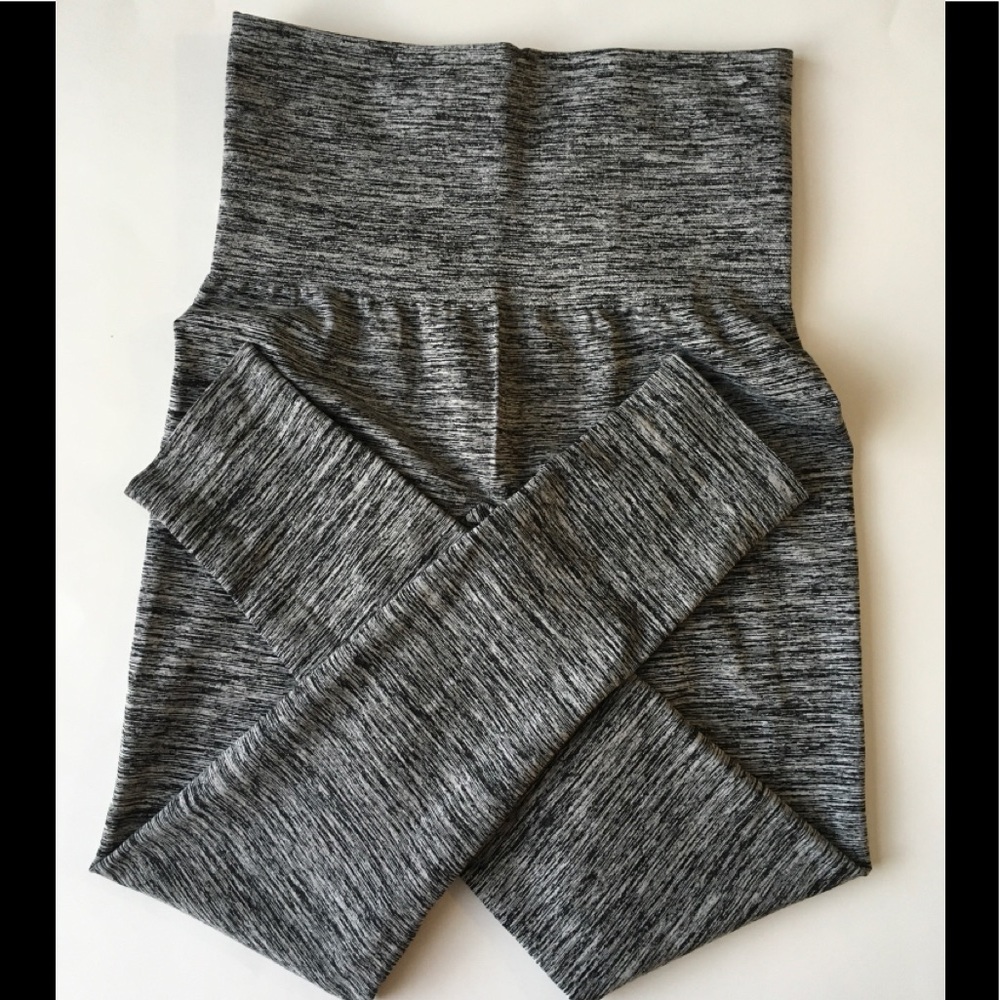 XL Assests Red Hot Label by SPANX Leggings